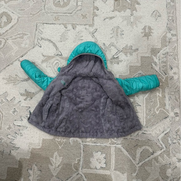 Toddler 4T North Face Mossbud swirl jacket - Picture 3 of 4